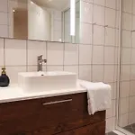 Modern Comfort In The Heart Of Διαμέρισμα Μπέργκεν