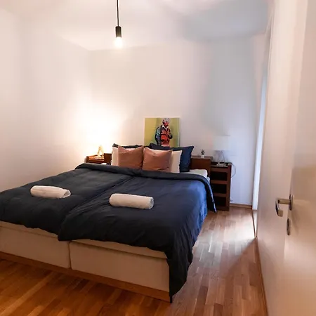 Διαμέρισμα Modern Comfort In The Heart Of *