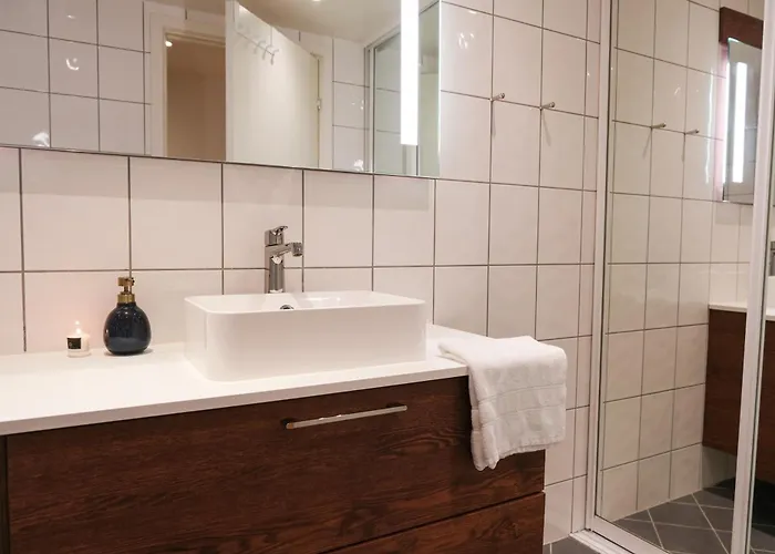 Modern Comfort In The Heart Of Lejlighed Bergen